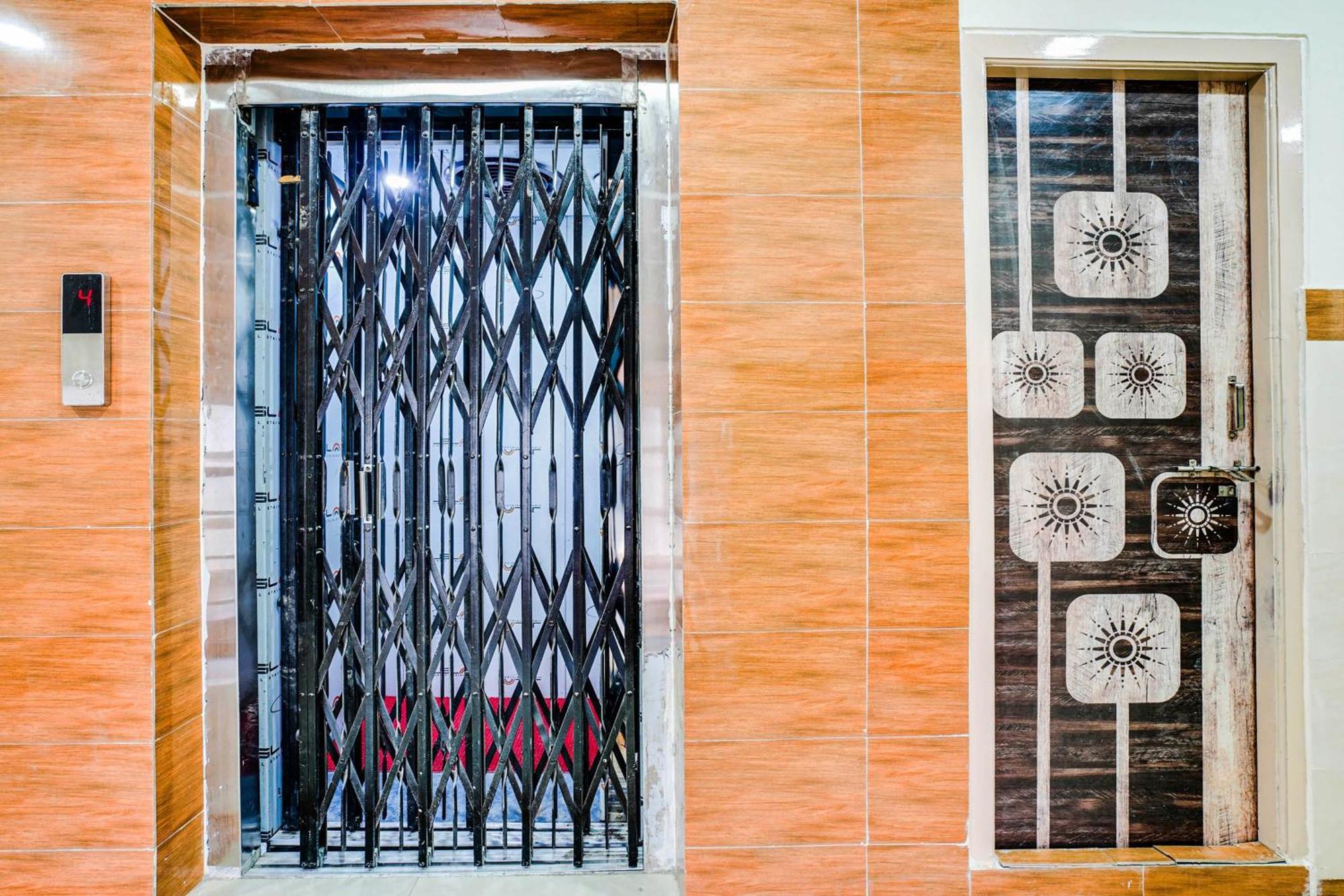Hotel O Aroma Classic Near Nampally Main Railway Station Hajdarabad Zewnętrze zdjęcie
