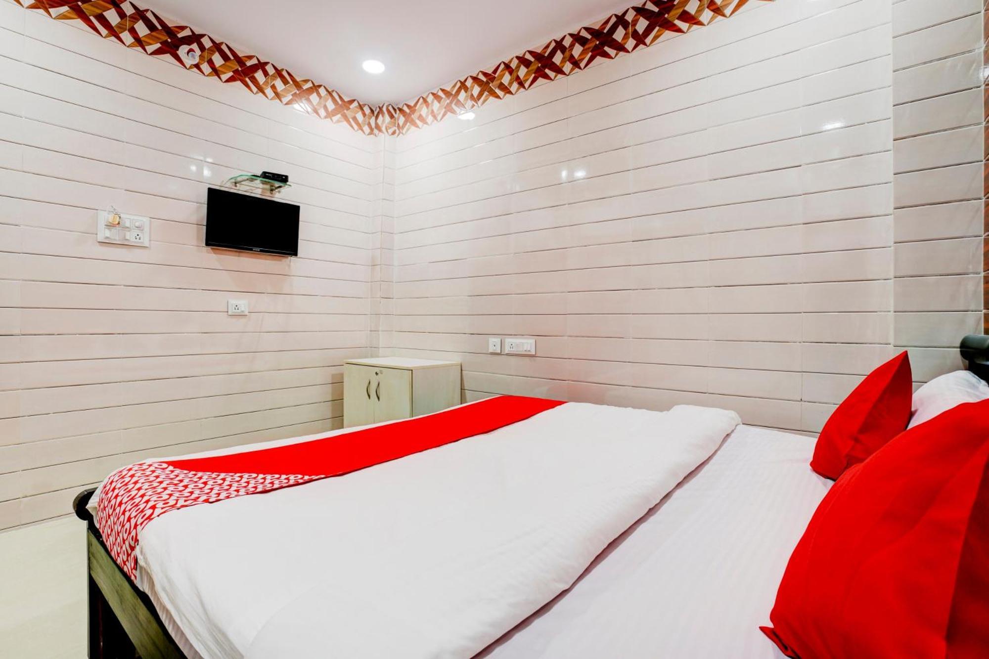 Hotel O Aroma Classic Near Nampally Main Railway Station Hajdarabad Zewnętrze zdjęcie